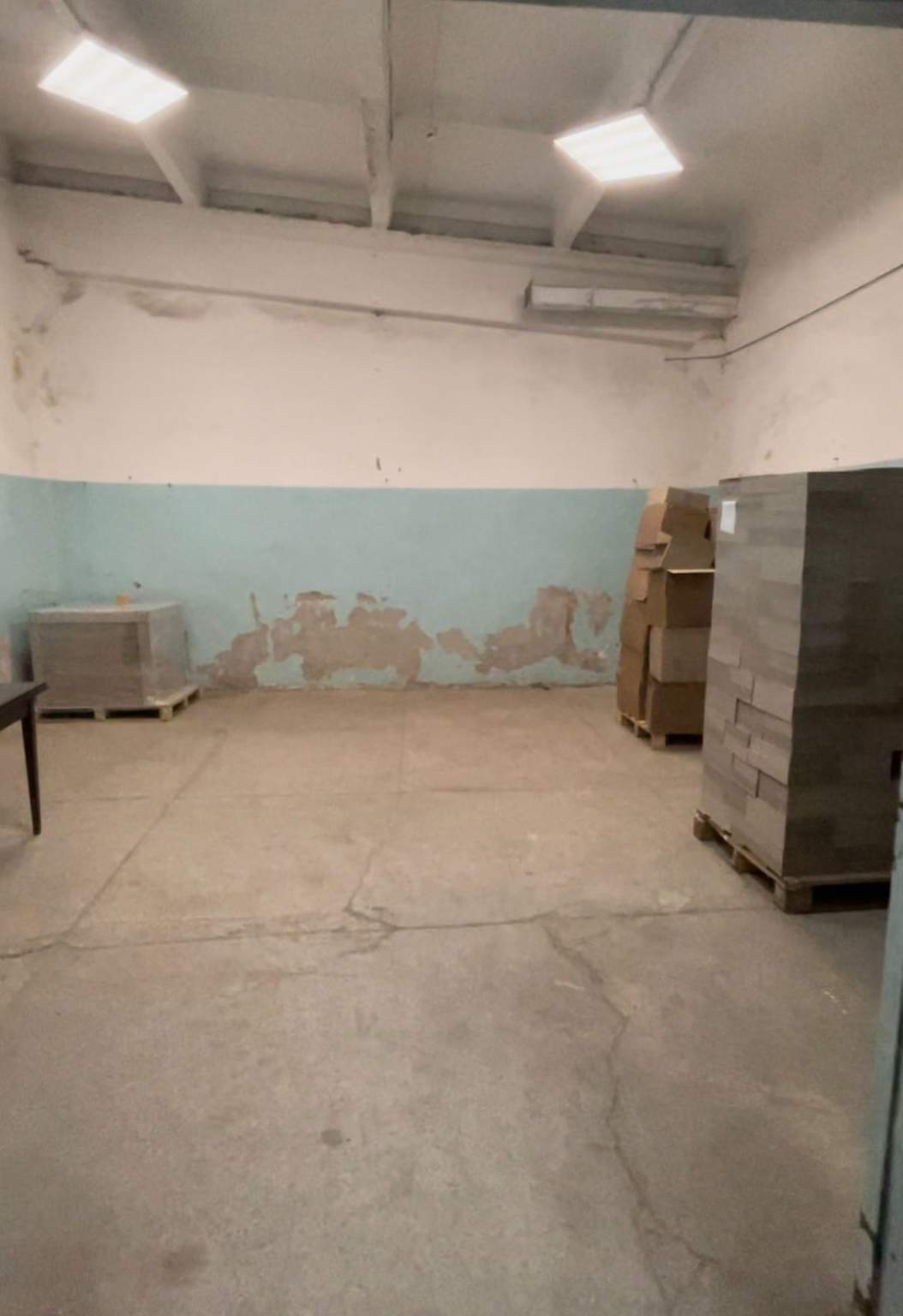 Снять  торговое помещение